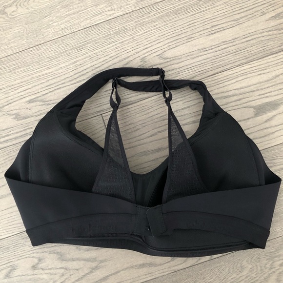 Great condition Lululemon Up for It Bra - 38B - Picture 3 of 5
